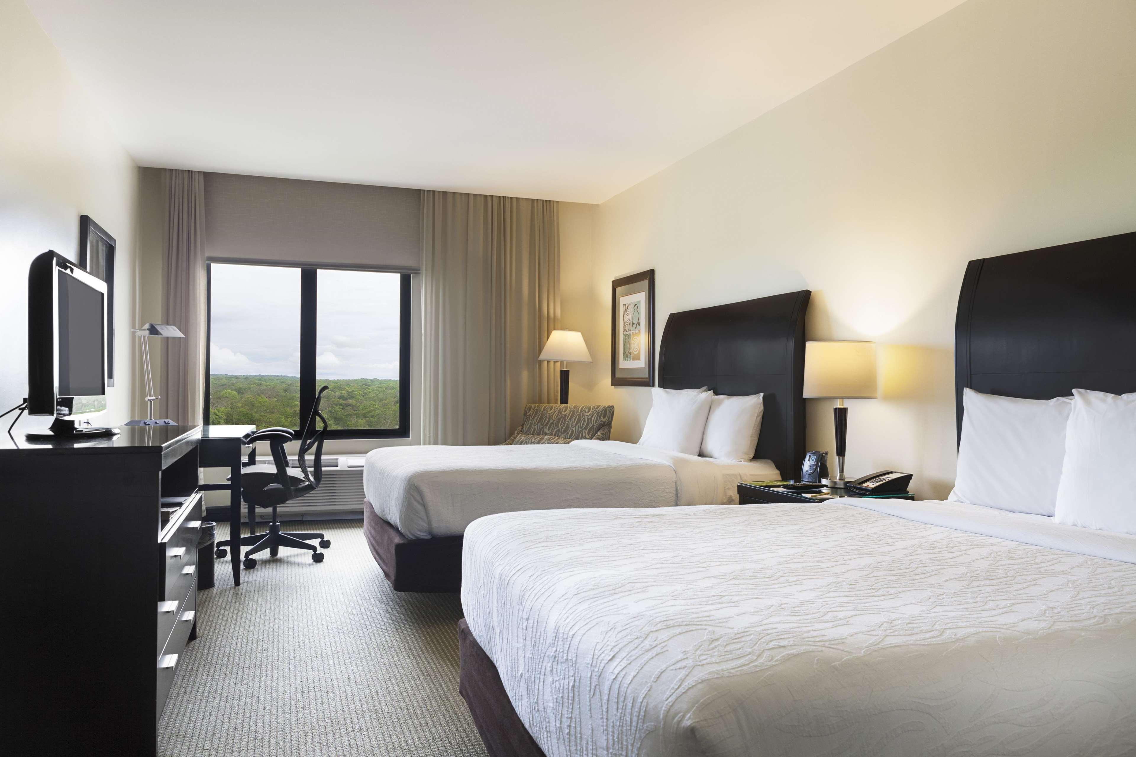 Hilton Garden Inn Guanacaste Airport Либерия Экстерьер фото