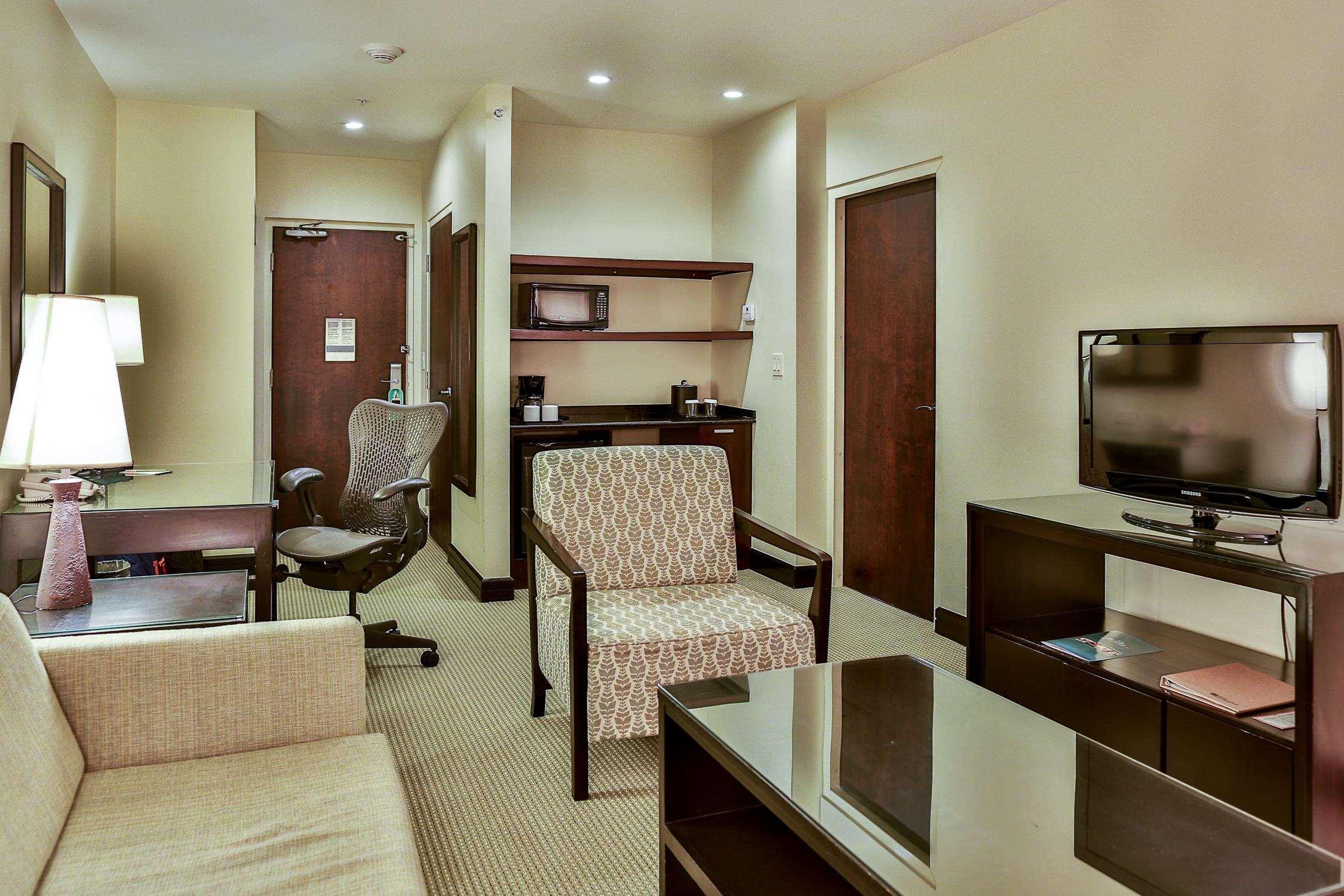 Hilton Garden Inn Guanacaste Airport Либерия Экстерьер фото