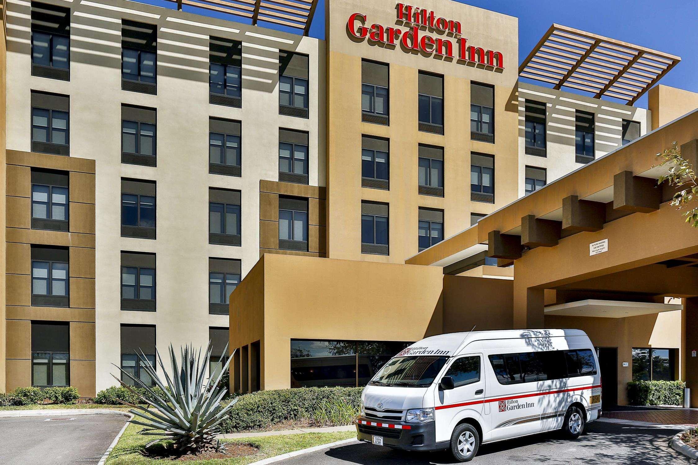 Hilton Garden Inn Guanacaste Airport Либерия Экстерьер фото