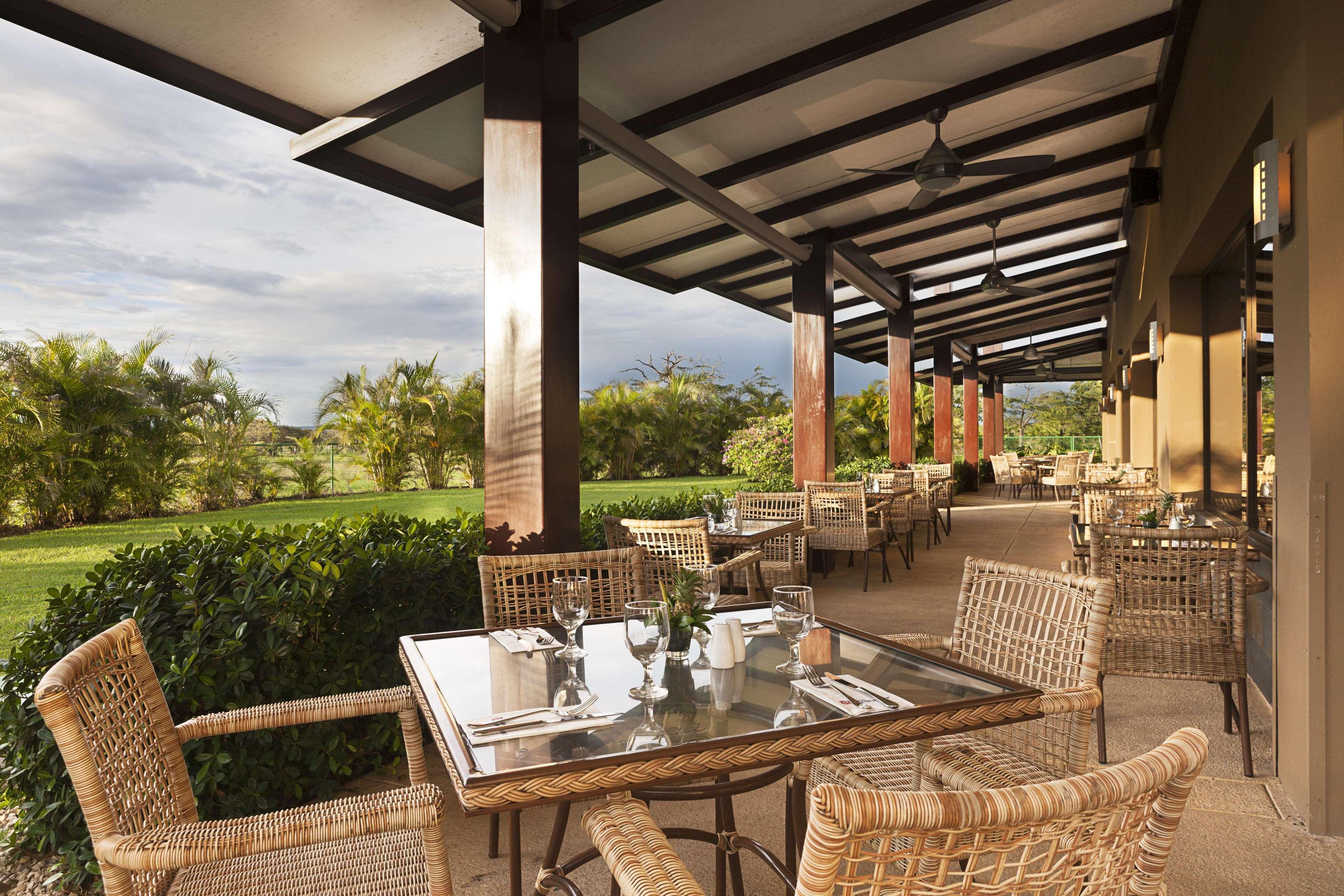 Hilton Garden Inn Guanacaste Airport Либерия Экстерьер фото