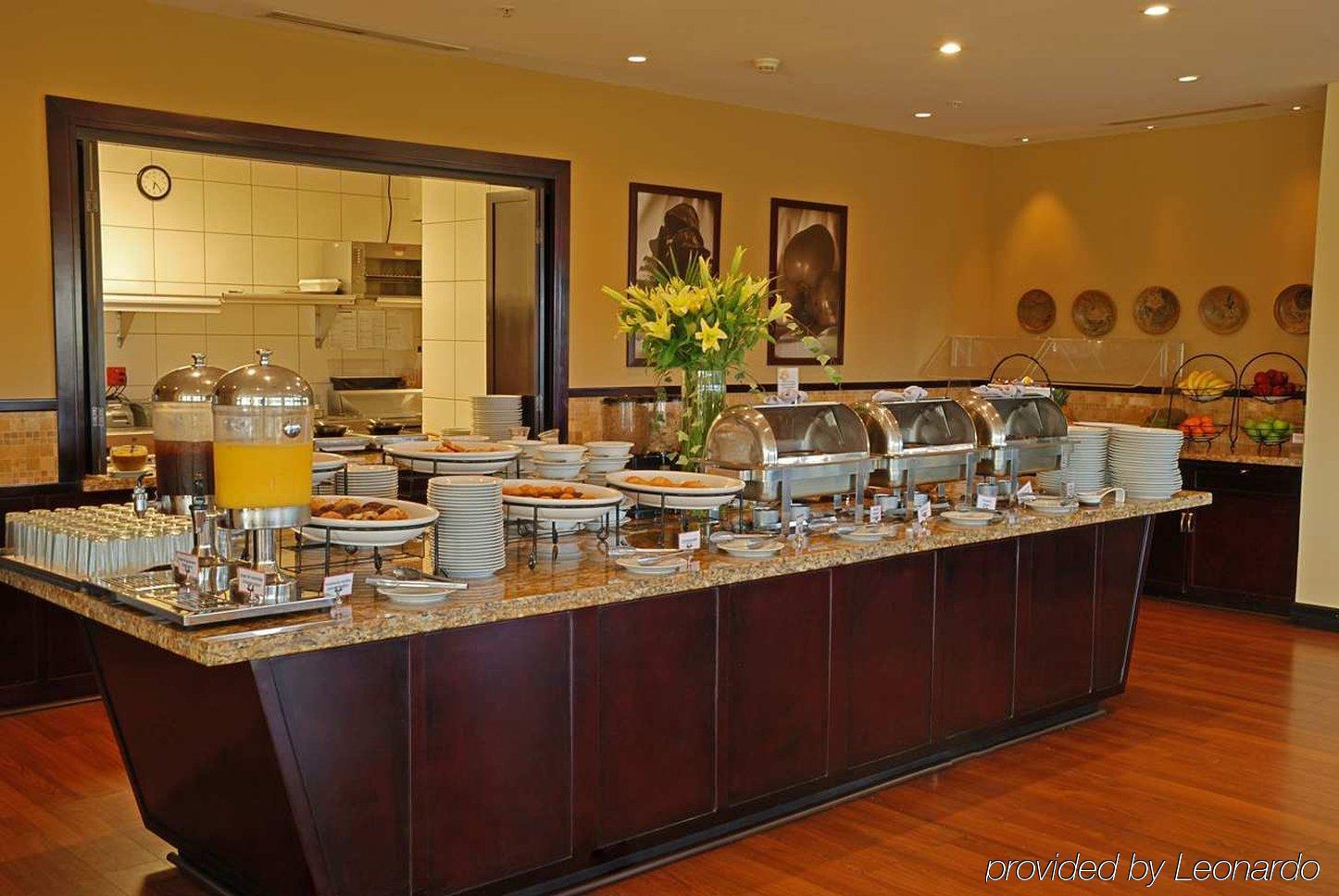 Hilton Garden Inn Guanacaste Airport Либерия Экстерьер фото